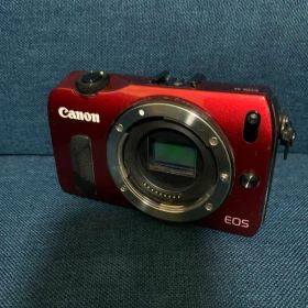 Canon キャノン EOS M ボディ ミラーレス一眼カメラ