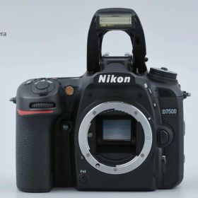 【中古】Nikon ニコン D7500 18-140 VR レンズキット 元箱付き