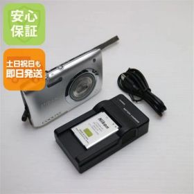 超美品 COOLPIX A100 シルバー 即日発送 コンデジ Nikon 本体 土日祝発送OK 03000