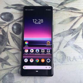 Xperia 5 ブラック 64 GB SIMロック解除済み