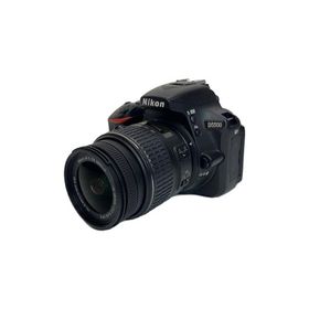 Nikon◆デジタル一眼カメラ D5500 ダブルズームキット [ブラック]