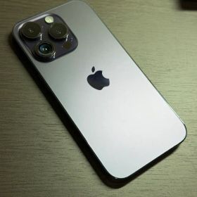 Apple iPhone 14 Pro ディープパープル