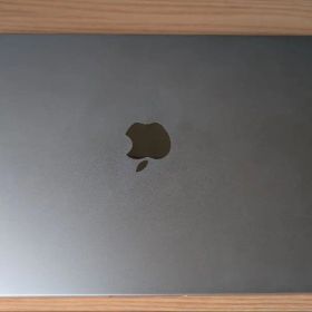 MacBook Air 15インチ M3 (2024) 16GB/512GB