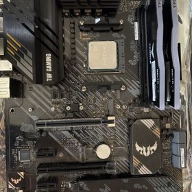 Ryzen7 5800x3d b550マザボ DDR4メモリ 8G×2