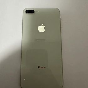Apple iPhone 8 Plus シルバー 本体