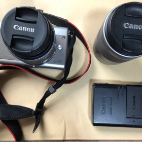 Canon EOS m100ミラーレス一眼カメラ レンズ2本(望遠1本)