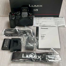 Panasonic LUMIX S5 DC-S5-K ミラーレス一眼カメラ