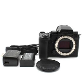 ■ほぼ新品■ PANASONIC フルサイズミラーレス一眼カメラ S5M2X ボディ ブラック DC-S5M2X No.C03911