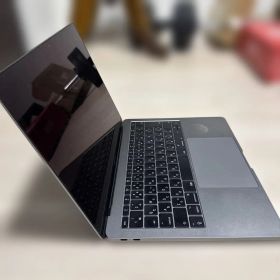 MacBook Pro 2017 13インチ 16GB 512GB 箱