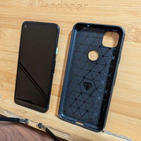 pixel4a 本体+ケース