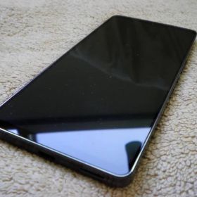 AQUOS zero6 au SHG04 ブラック