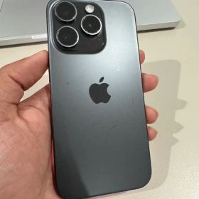 美品 iPhone 15 Pro｜512GB｜SIMフリー版 バッテリー89%