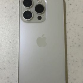 iPhone 15 Pro 256GB SIMフリー ホワイトチタニウム