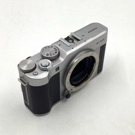 【全額返金保証】【最速発送】FUJIFILM デジタル一眼 X-A5 レンズキット [シルバー] シルバー 美品 動作確認済