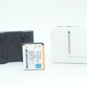 【C2148】 FUJIFILM Finepix Z300 フジフィルム