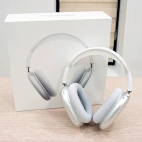 Air Pods Max シルバー ヘッドホン(箱&ヘッドホン用保護カバー付き)