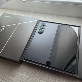 Samsung Galaxy Z Fold7 256GB ジェットブラック