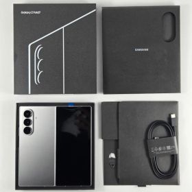 [極美品] Samsung Galaxy Z Fold 7 シルバー 512GB