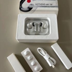 〈訳あり〉Nothing Ear (a) ホワイト