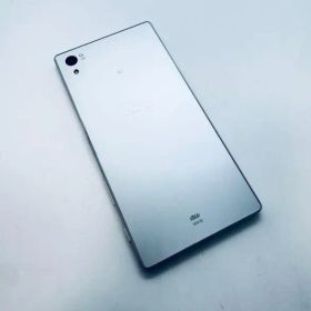 【SIMフリー】 Xperia Z5 SOV32 シルバー 解除済