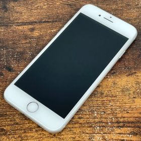 動作OK iPhone7 32GB シルバー SIMフリー 82%