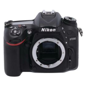 Nikon ニコン/デジタル一眼 /D7200 ボディ/2042157/Bランク/05【中古】