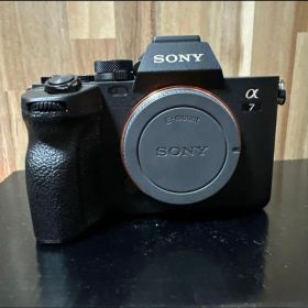 SONY デジタル一眼カメラα7 IV （ズームレンズキット）