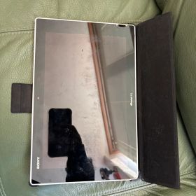 SONY Xperia Z2 Tabletタブレット 本体 画面ひび割れ