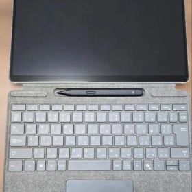 美品特価）Microsoft Surface Pro 11世代 5G