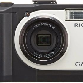 【中古】RICOH デジタルカメラ G800 広角28mm 防水5m 耐衝撃2.0m 防塵 耐薬品性 162045 カメラ 中古 人気 おすすめ 高画質