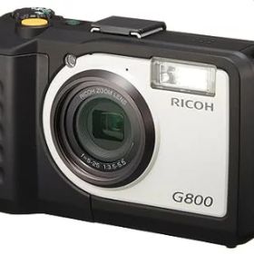 【中古】【1ヶ月保証】 リコー RICOH デジタルカメラ G800 広角28mm 防水5m 耐衝撃2.0m 防塵 耐薬品性 SDカード付き