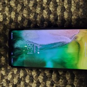 au Samsung Galaxy A20 本体 ブラック