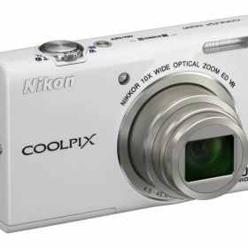 【中古】【非常に良い】Nikon デジタルカメラ COOLPIX (クールピクス) S6200 ナチュラルホワイト S6200WH