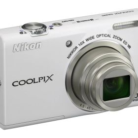 【中古】【非常に良い】Nikon デジタルカメラ COOLPIX (クールピクス) S6200 ナチュラルホワイト S6200WH