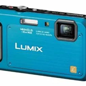 【中古】パナソニック デジタルカメラ ルミックス 防水モデル コーラルブルー DMC-FT20-A