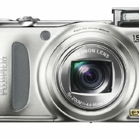 【中古】【非常に良い】FUJIFILM FinePix デジタルカメラ F300 EXR シルバー F FX-F300EXR S 1200万画素 スーパーCCDハニカムEXR 光学15倍ズーム 広角24mm 3.0型液晶