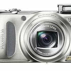 【中古】FUJIFILM FinePix デジタルカメラ F300 EXR シルバー F FX-F300EXR S 1200万画素 スーパーCCDハニカムEXR 光学15倍ズーム 広角24mm 3.0型液晶