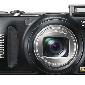 【中古】FUJIFILM FinePix デジタルカメラ F300EXR ブラック F FX-F300EXR B 1200万画素 スーパーCCDハニカムEXR 光学15倍ズーム 広角24mm 3.0型液晶