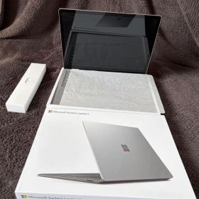 Microsoft surface laptop 5