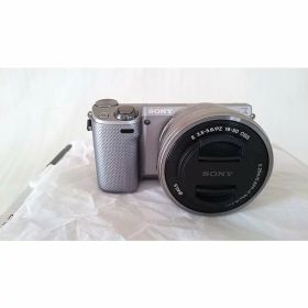 【中古】ソニー SONY α NEX-5R ダブルズームレンズキット シルバー NEX-5RY/S