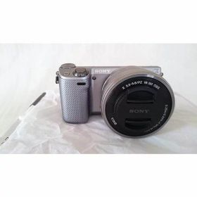 【中古】 ソニー SONY α NEX-5R ダブルズームレンズキット シルバー NEX-5RY/S 当店保証30日間 人気 ミラーレス 一眼レフ 交換レンズ カメラ
