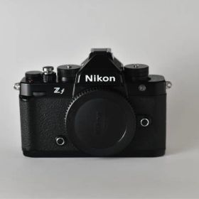 Nikon Zf ミラーレスカメラボディ