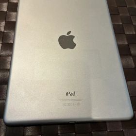 iPad Air (第1世代) 16GB シルバー A1475