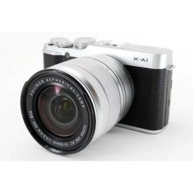 【中古】フジフィルム FUJIFILM X-A1 レンズキット シルバー 美品 小型軽量ボディ当店保証30日間 人気モデル 高画質 売れ筋