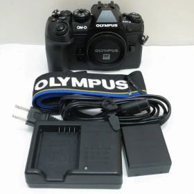 【4/4(土)20時〜全品ポイント10倍！要エントリー】オリンパス OLYMPUS ミラーレス一眼 OM-D E-M1 Mark II 【中古】