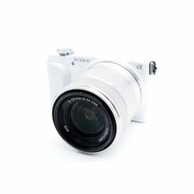 【中古】ソニー SONY NEX-3N レンズキット ホワイト ホワイト 美品 ストラップ付き カメラ 中古 人気 おすすめ 高画質