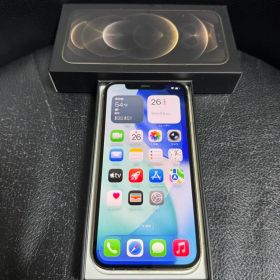 美品アップルSIMフリーiPhone12Pro 256GB