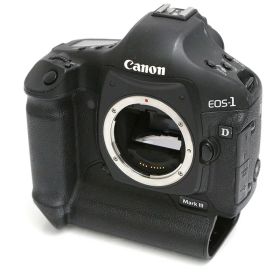 【中古】【お買い得品】キヤノン EOS-1D Mark III ボディ CA01-B3420-2Q1B-ψ Canon EFマウント APS-H 中古