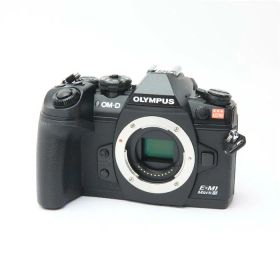 【中古】 《美品》 OM SYSTEM E-M1 Mark III ASTRO ボディマウントフィルターセット [ デジタルカメラ ]