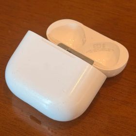 AirPods 第4世代 アクティブノイズキャンセリング搭載 MXP93J/A